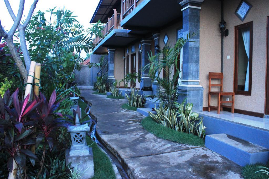Hôtel Menjangan Sari à Banyuwedang Extérieur photo